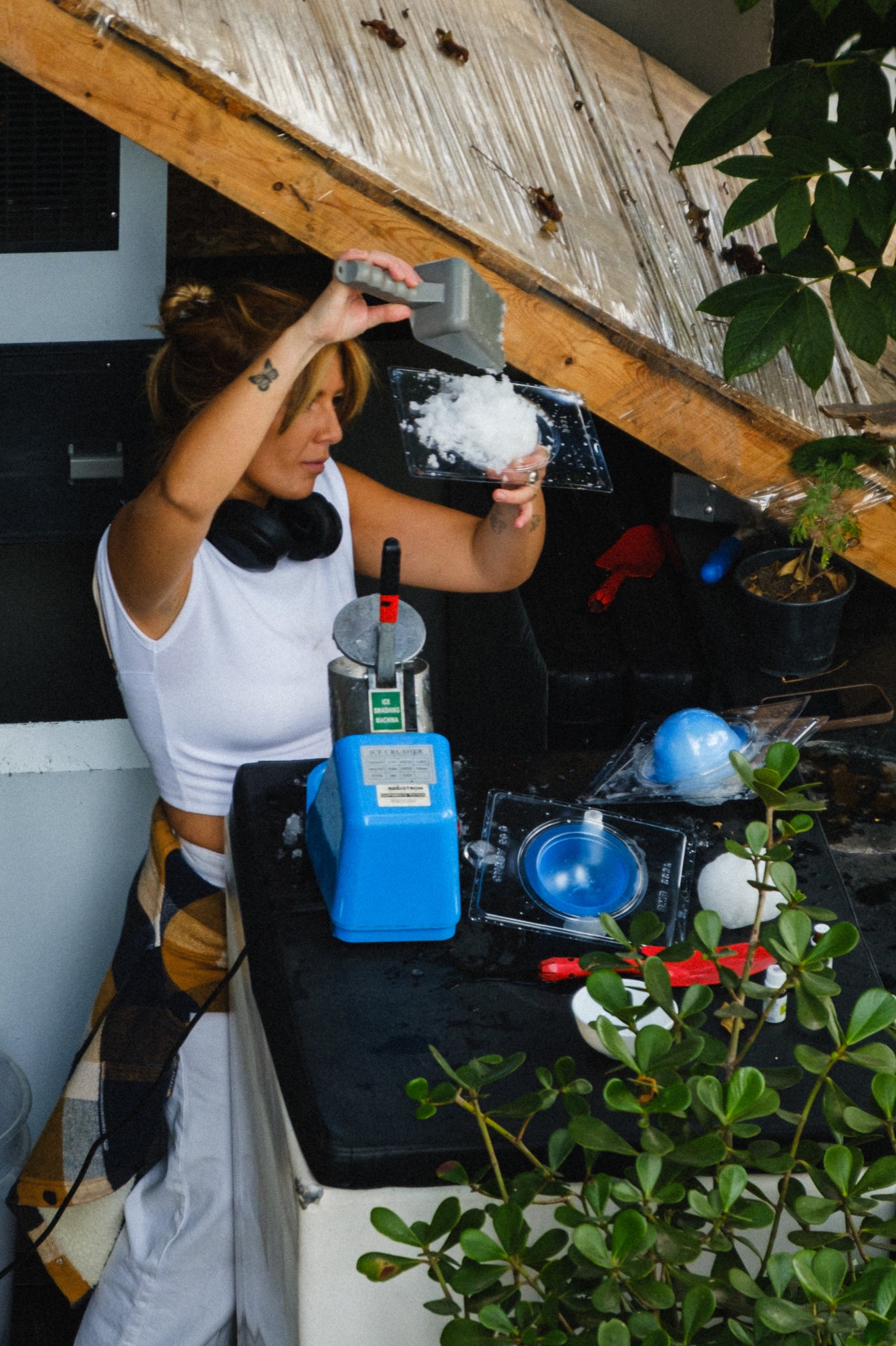 Kontrast experiência de sauna, gelo e respiração